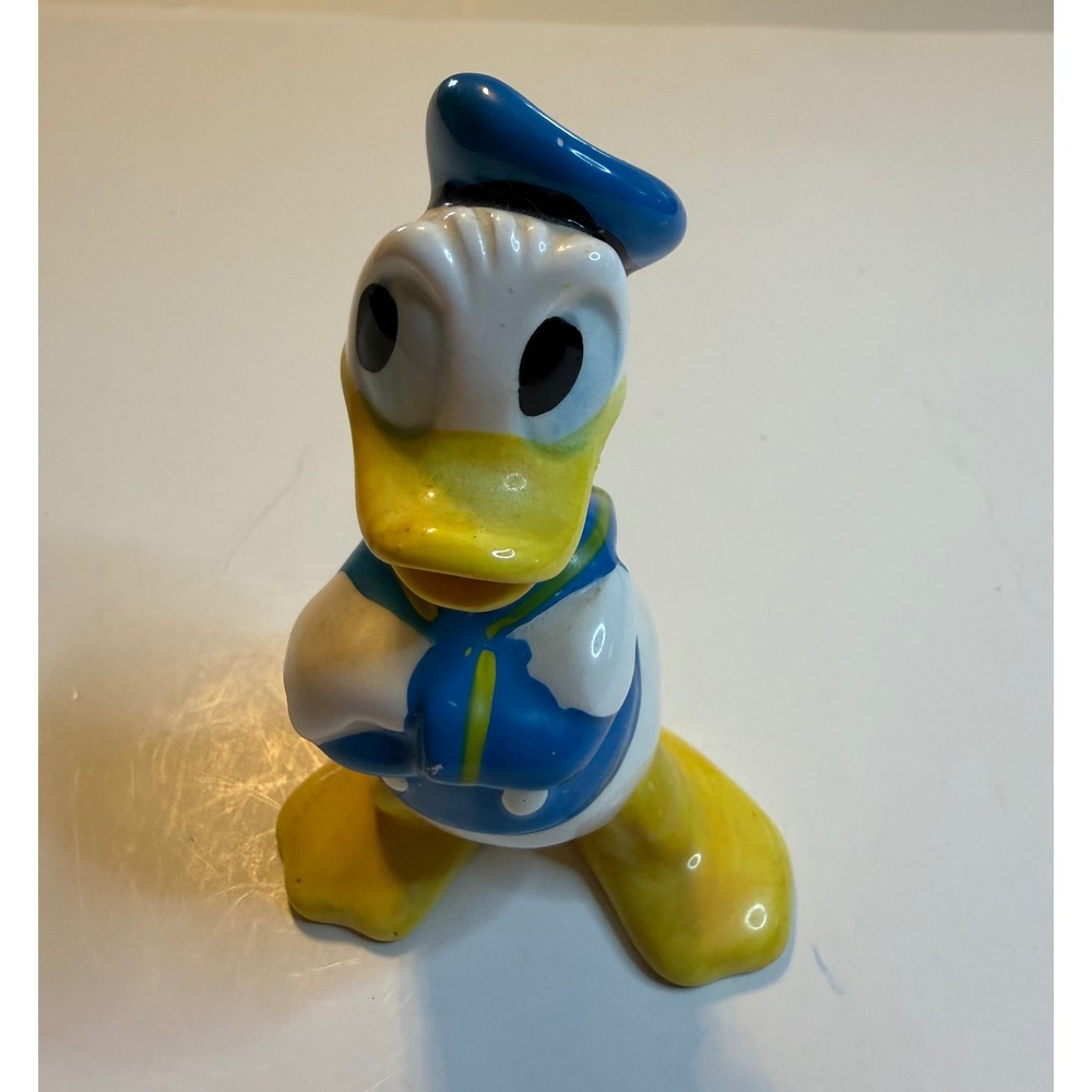 Vintage Walt Disney Productions Donald Duck Ceramic Figurine 1980 Japan
